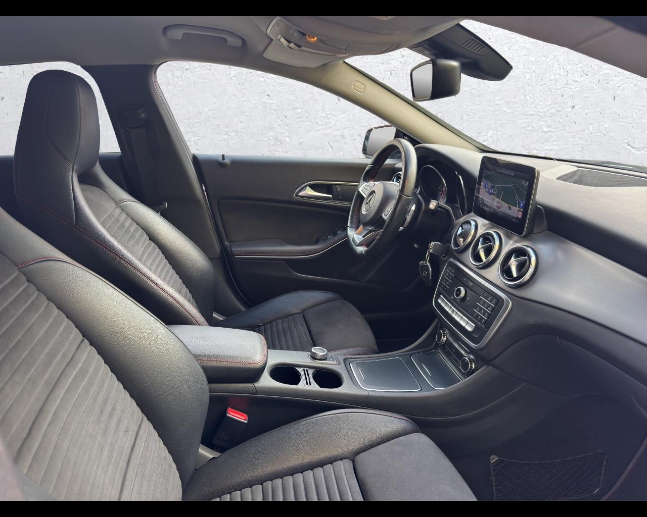 Mercedes-Benz CLA (C/X117) - CLA 200 d S.W. Automatic Sport