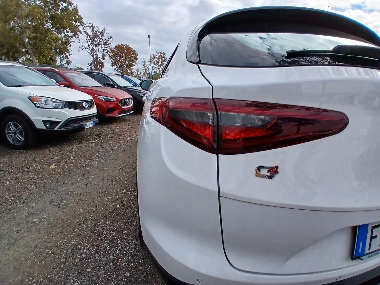 Alfa Romeo Stelvio 2.2 Turbodiesel 210 CV AT8 Q4