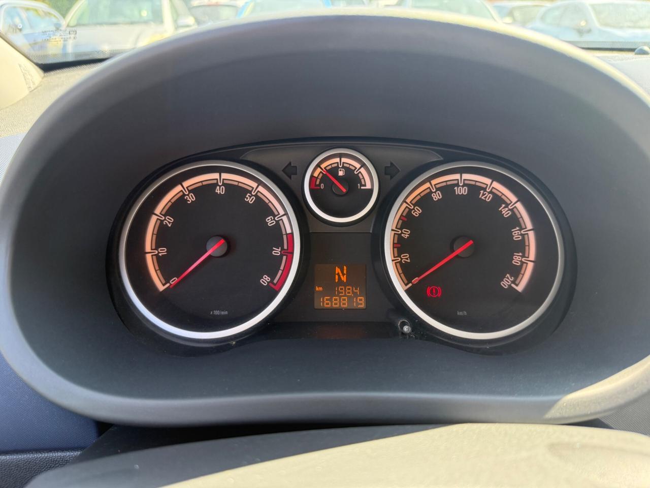 Opel Corsa 1.2 5 porte Easytronic Club
