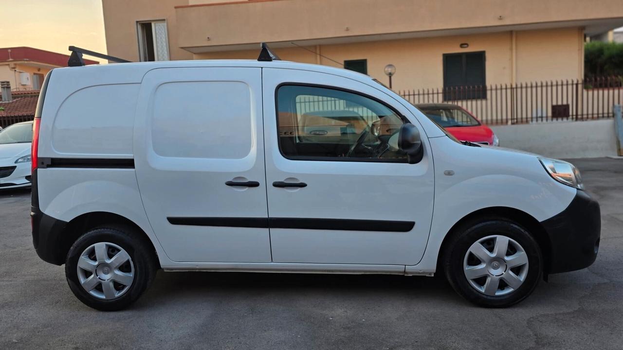 Renault Kangoo 1.5 dCi 75CV F.AP. 4p. Express