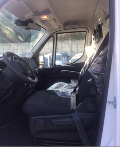 DAILY 35C16 MOTORE 3.0 PASSO 3750 CON CASSA KM 0!!!!!!!!!!!!