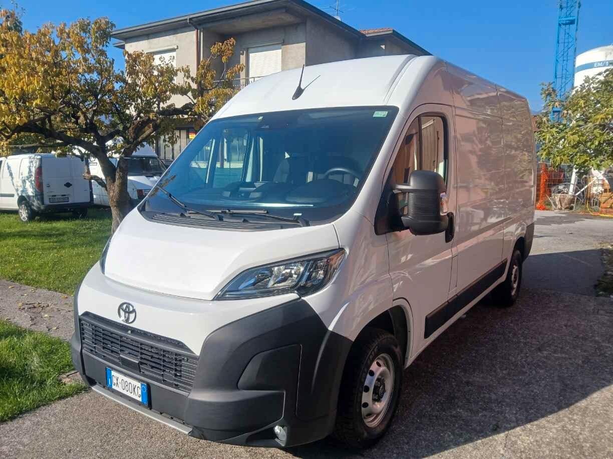 TOYOTA Proace Max 33 2.2 BlueHDi 120 CV L2 H2 ANNO 2024