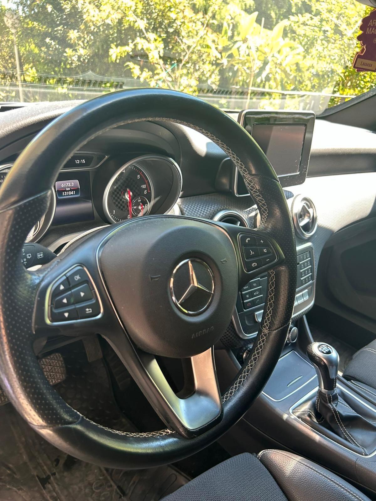 Mercedes- benz A 180 tdi 130.000 km - anno 2016 sport neo patent tagliandata ottime condizioni