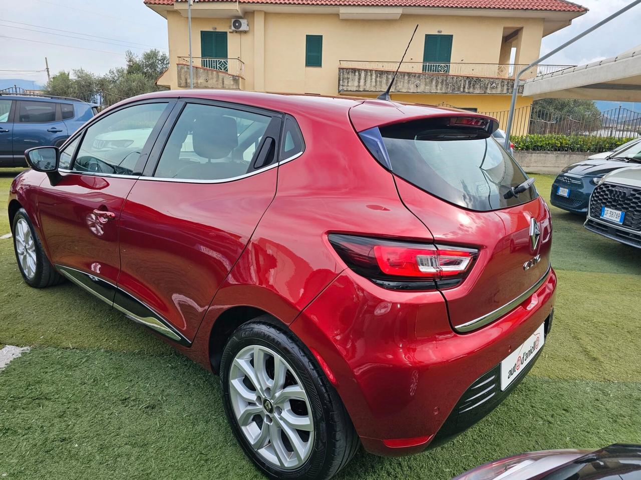 Renault Clio dCi 8V 110CV Start&Stop 5 porte Energy Intens