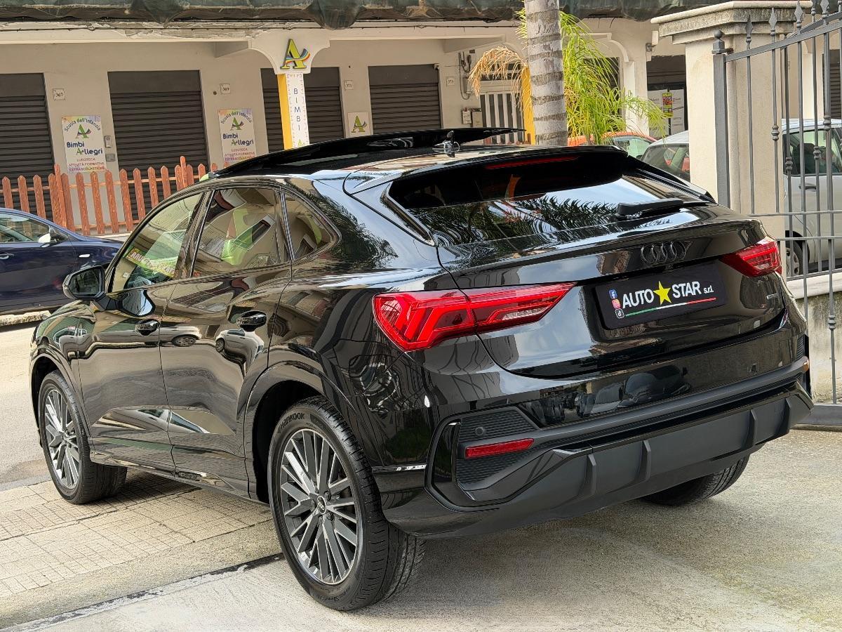 Audi Q3 Sportback 40 TDI Quattro S-line Identity Black 200 CV