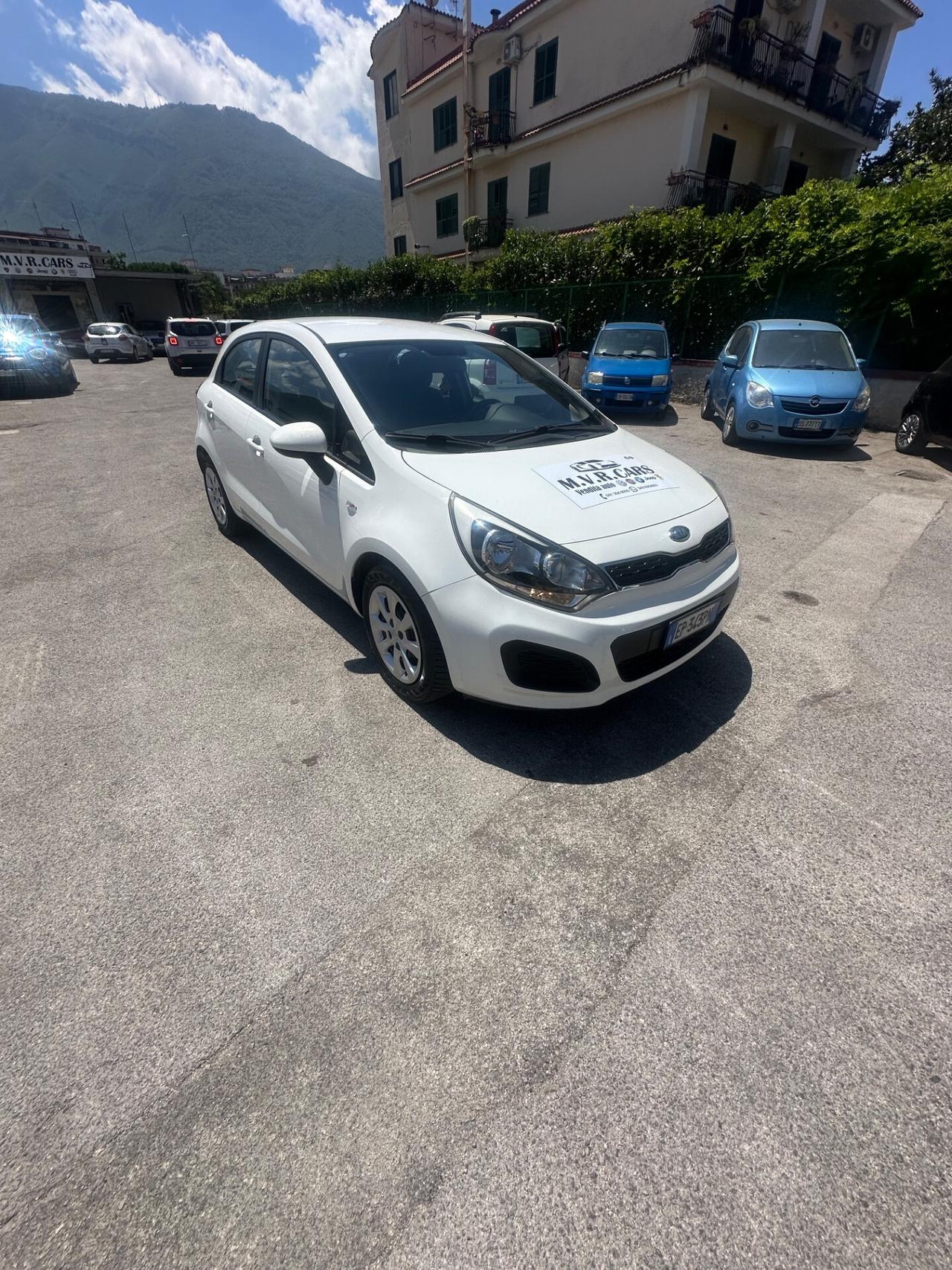 Kia Rio 1.4 CRDi WGT 5p. EX