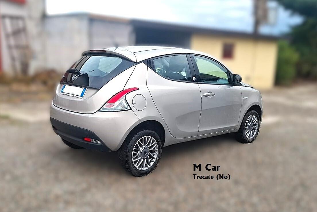 Lancia Ypsilon 85 CV 5 porte Metano Ecochic Gold
