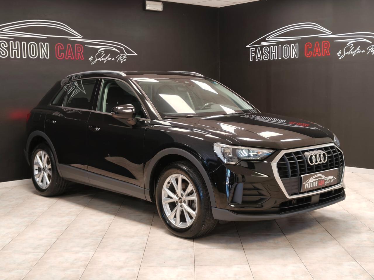 Audi Q3 35 TDI S tronic Business