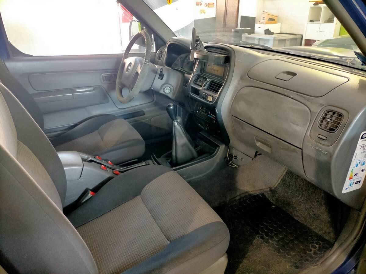 Nissan PICK UP 2.5 TD KING CAB