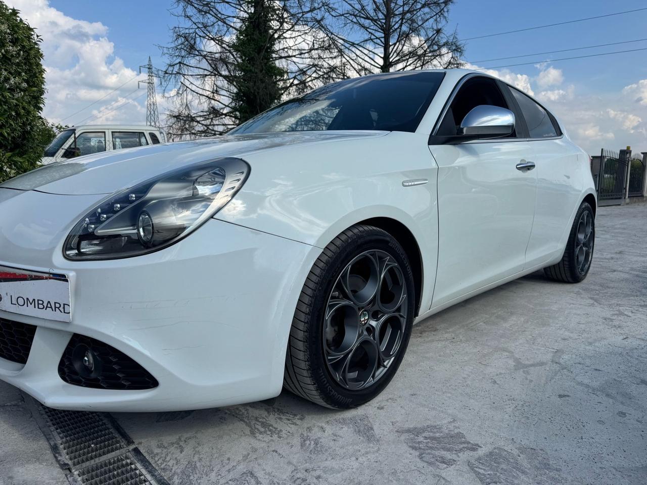 Alfa Romeo Giulietta 1.6 JTDm-2 105 CV Exclusive neopatentati