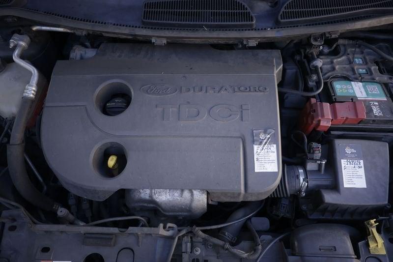 Ford Fiesta Ford Fiesta 1.4 TDCi 70CV 5 porte Titanium 51KW ANNO 2012