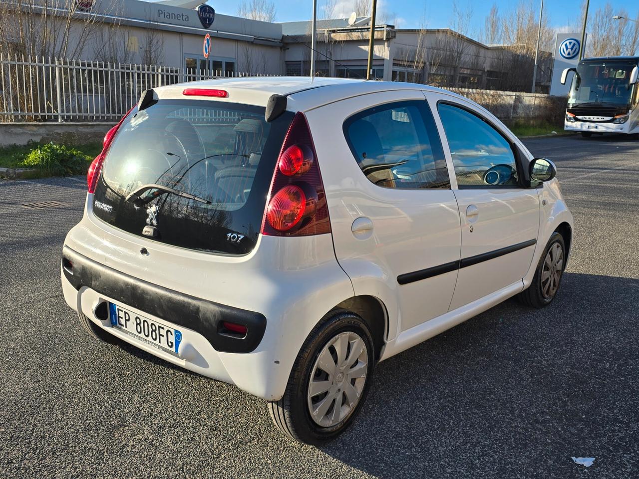 Peugeot 107 1.0 68CV 5p. Active