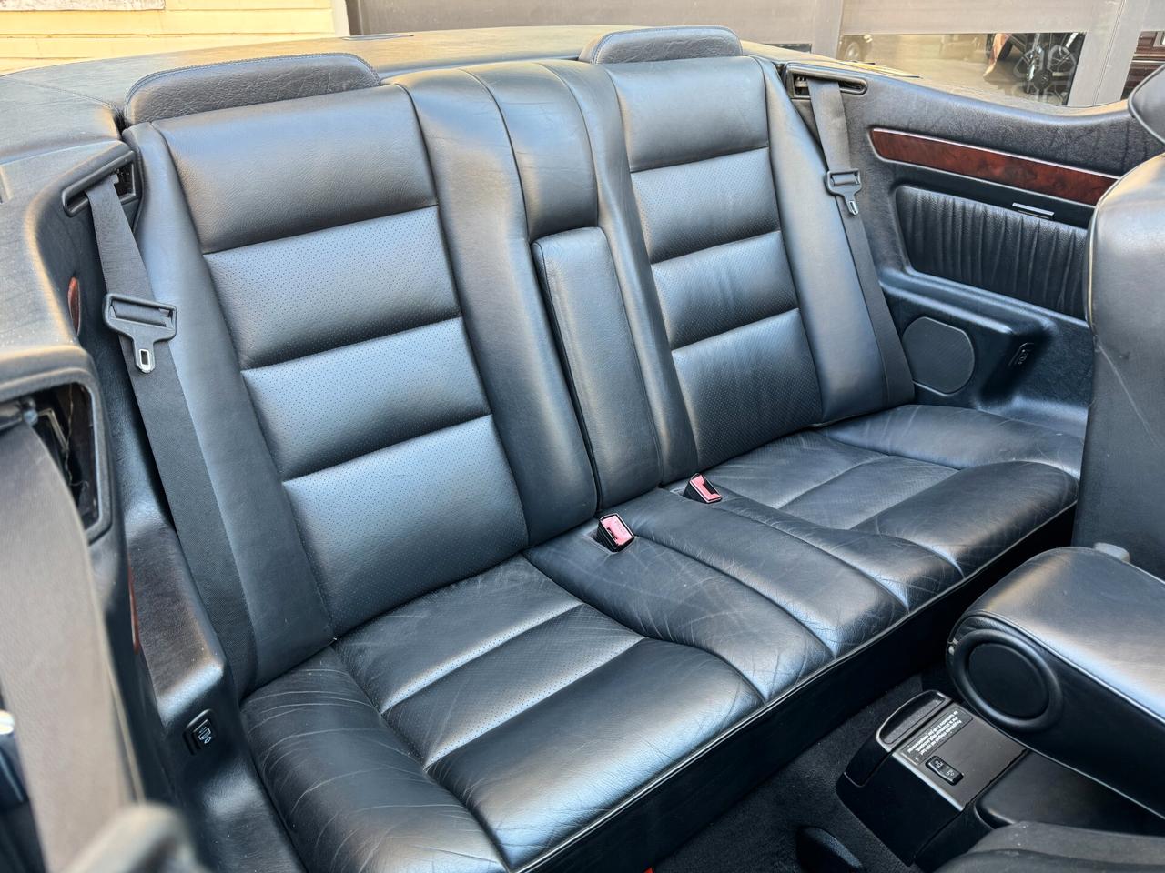 Mercedes-benz E-Series E 200 cabrio