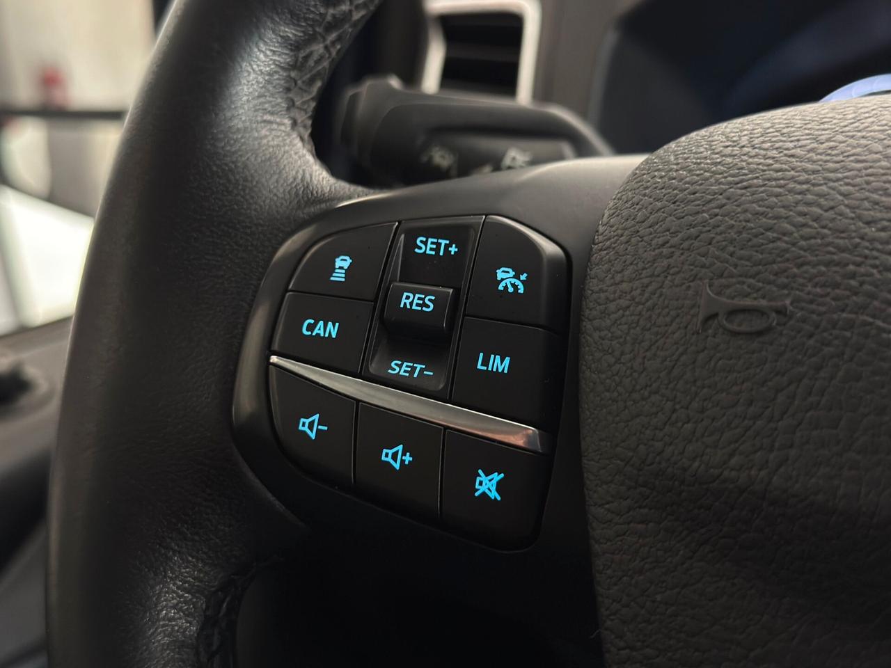 Ford Transit Custom 320 2.0 EcoBlue 185 PC Furgone Sport