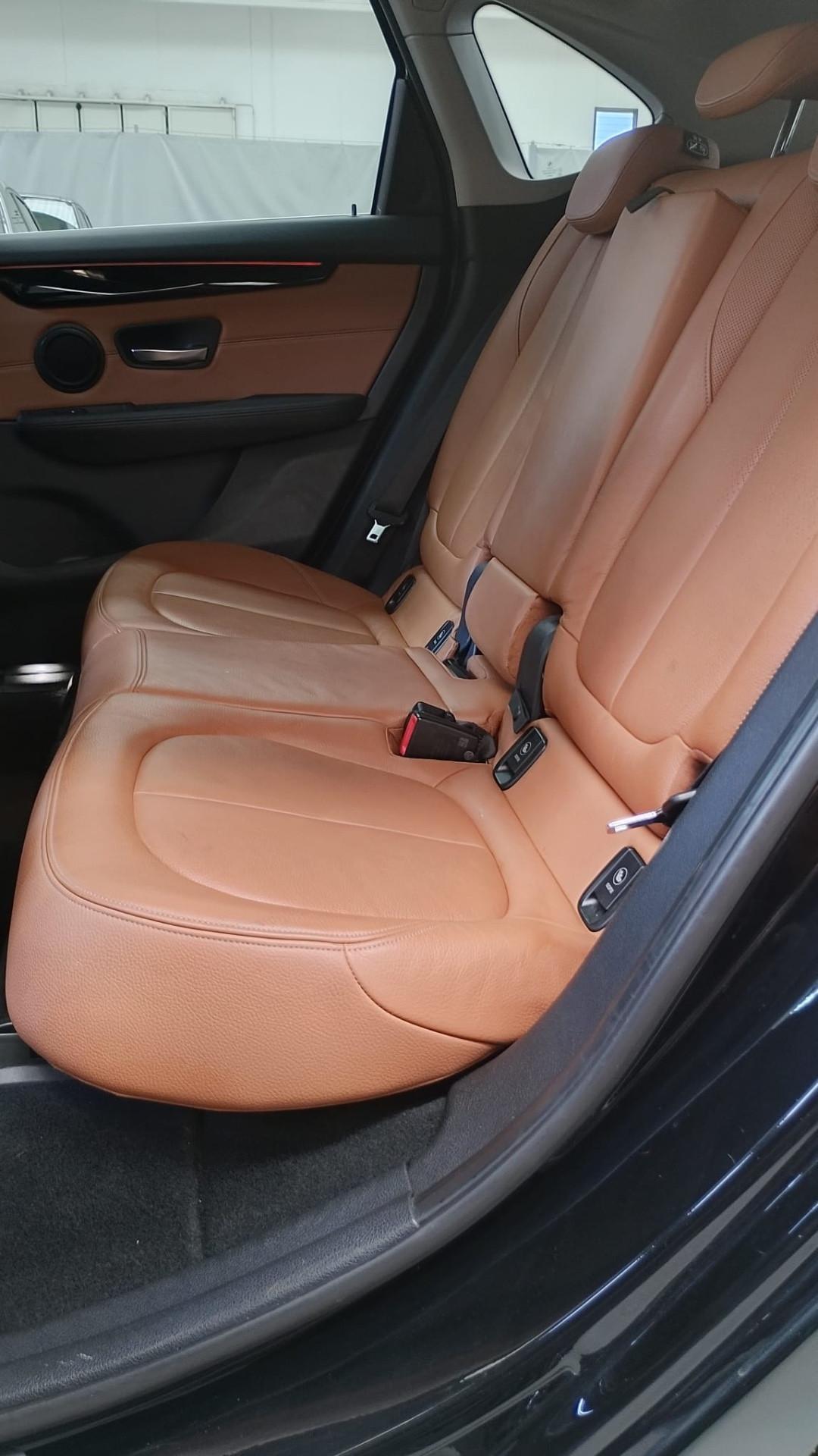 Bmw 2er Active Tourer 218d Luxury