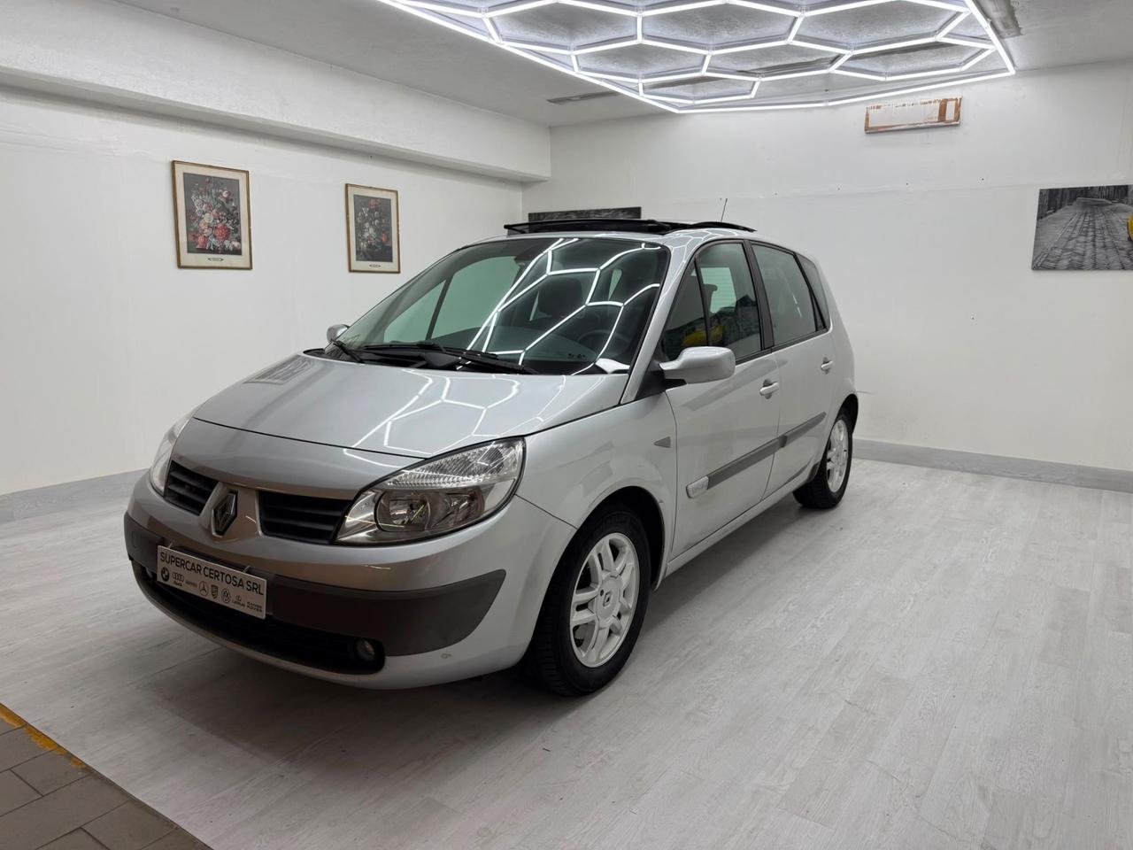 Renault Scénic 1.9 dCi/130CV EXCEPTION
