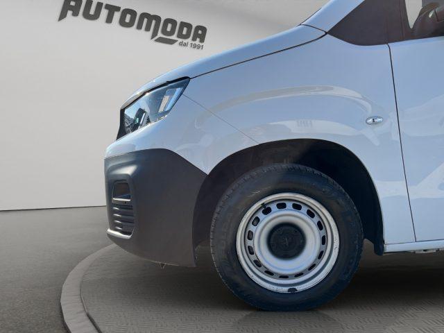 PEUGEOT Partner 100CV ALLESTITO 3 POSTI