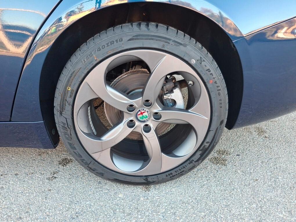 Alfa Romeo Giulia 2.2 Turbodiesel 150cv AT8 Super