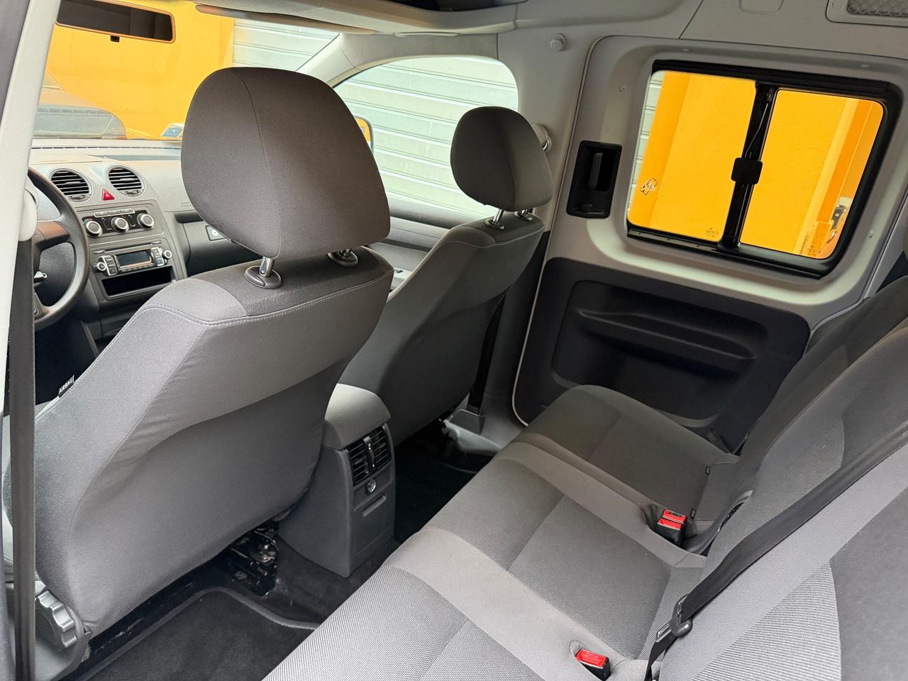 Volkswagen Caddy 1.6 TDI 102 CV 5p. Trendline 7 Posti