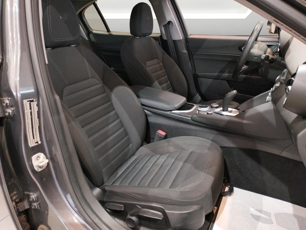 Alfa Romeo 2.2 t Business 160cv auto