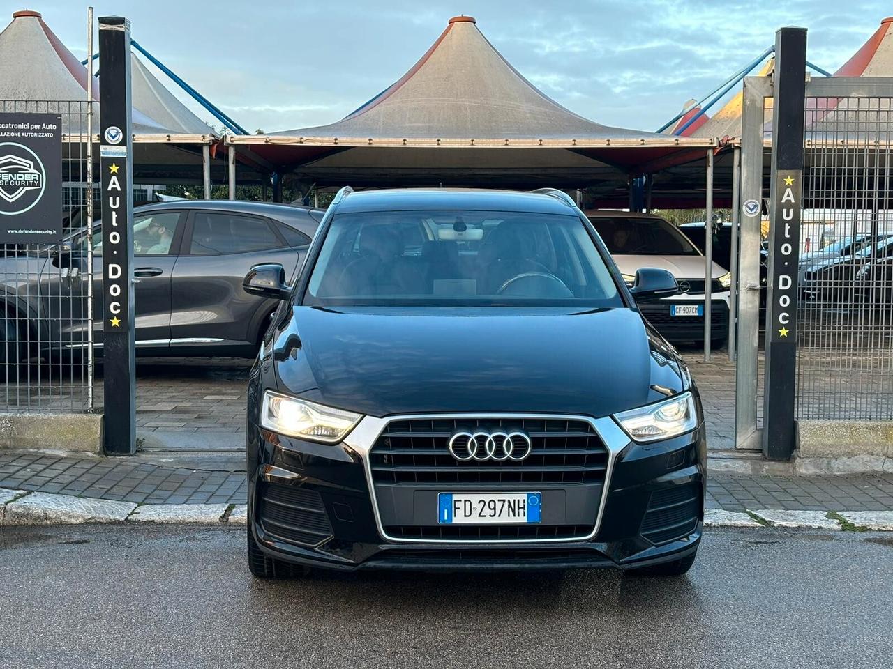 Audi Q3 2.0 TDI 120cv NEOPATENTATI - 2016