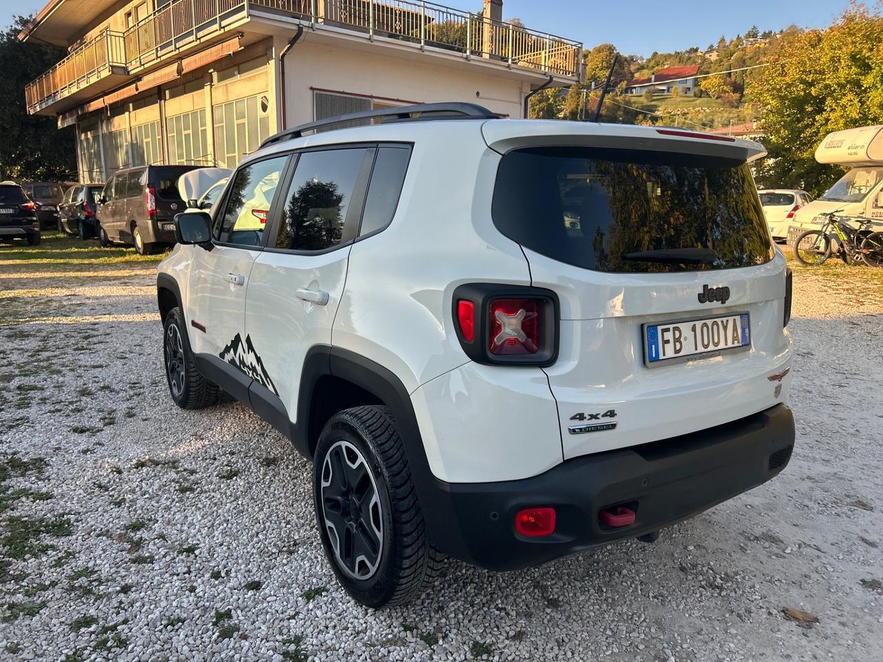 Jeep Renegade 2.0 Mjt 170CV 4WD Active Drive Low Trailhawk