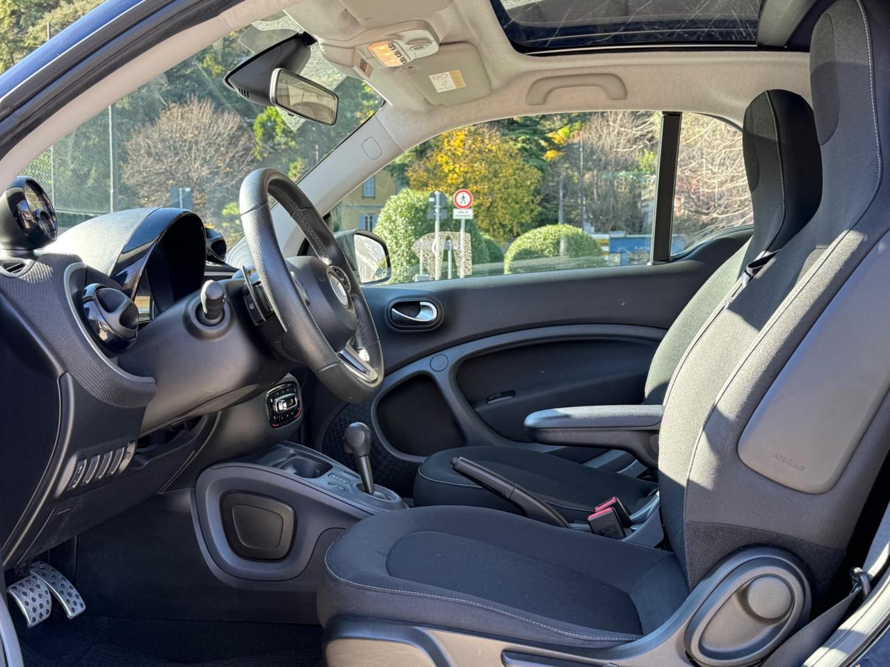 Smart Fortwo 90CV Parisblue Superpassion NAVI LED