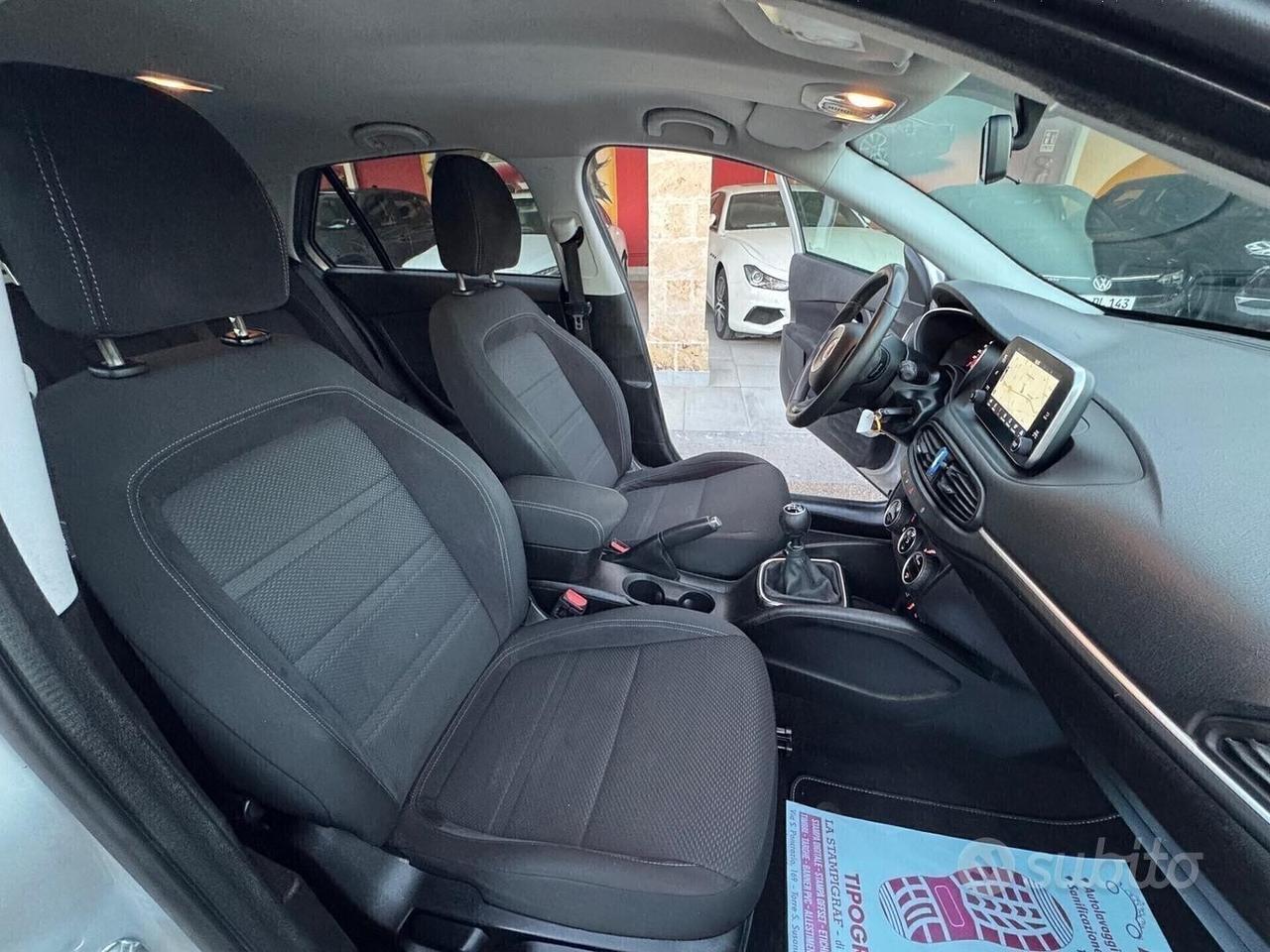 Fiat Tipo 1.6 Mjt SW Lounge Navi Retro Carplay