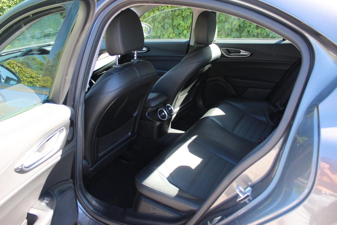 Alfa Romeo Giulia 2.2 Turbodiesel 150 CV Super