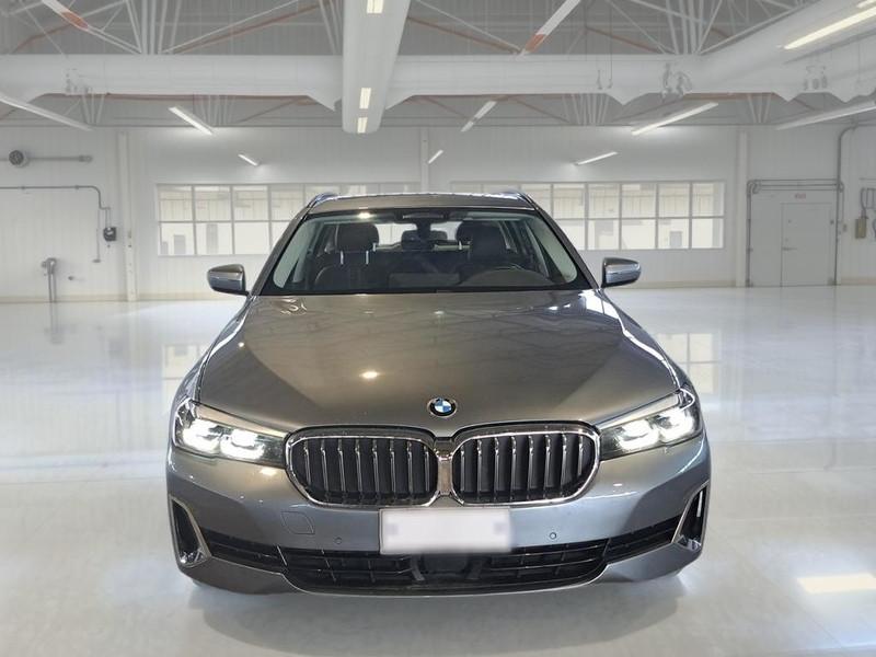 BMW 520 xDrive Luxury Auto MH48V Touring