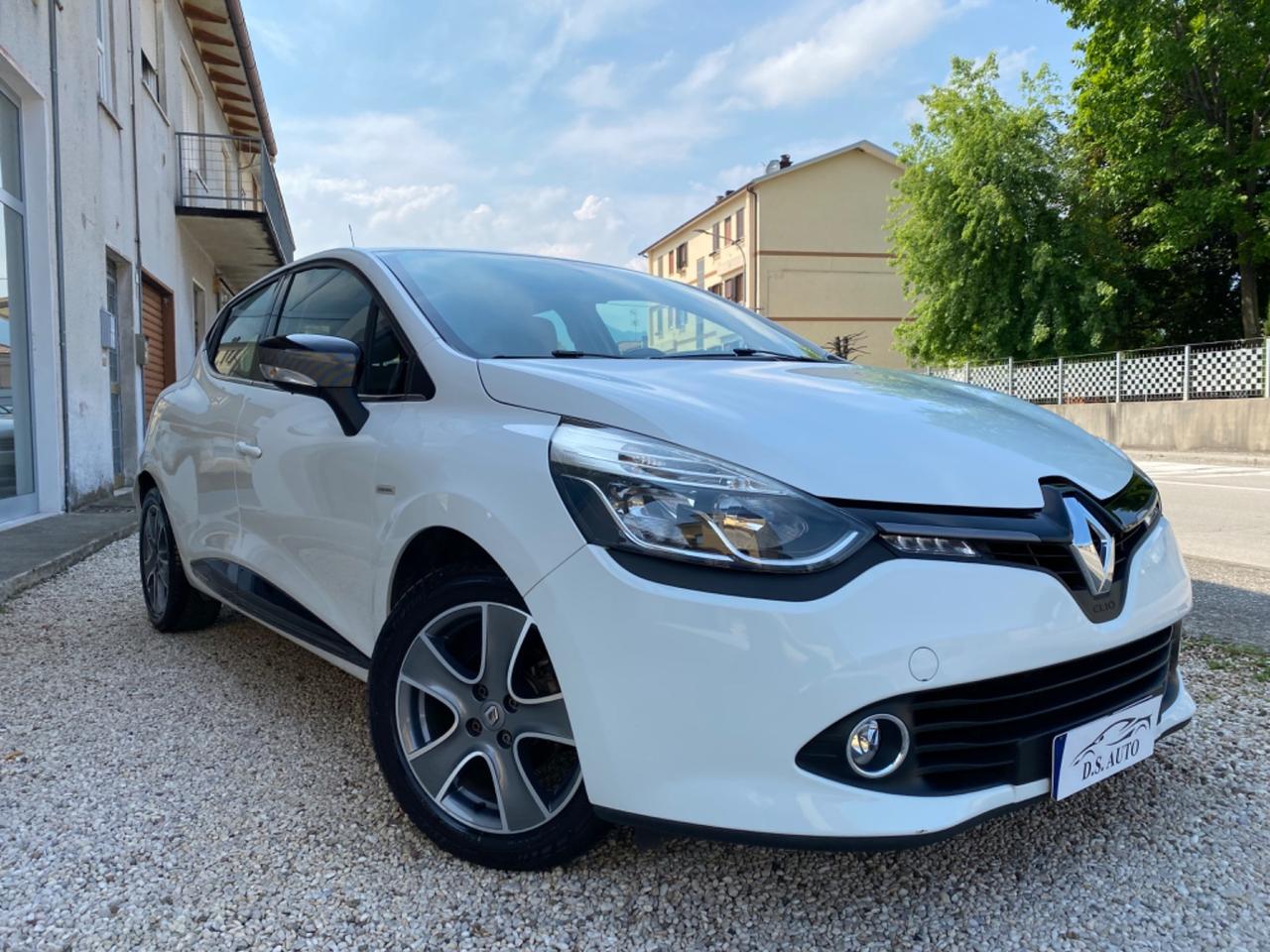 Renault Clio TCe 12V 90CV Ok Neopatentati unico proprietario