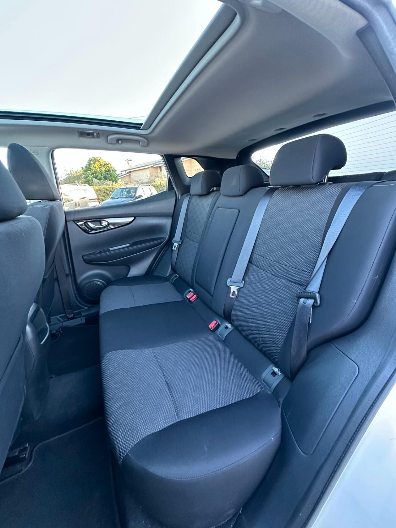 Nissan Qashqai 1.5 dCi Tekna