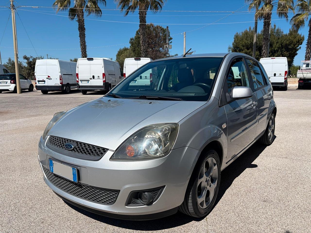 Ford Fiesta 1.4 TDCi 5p. Ghia