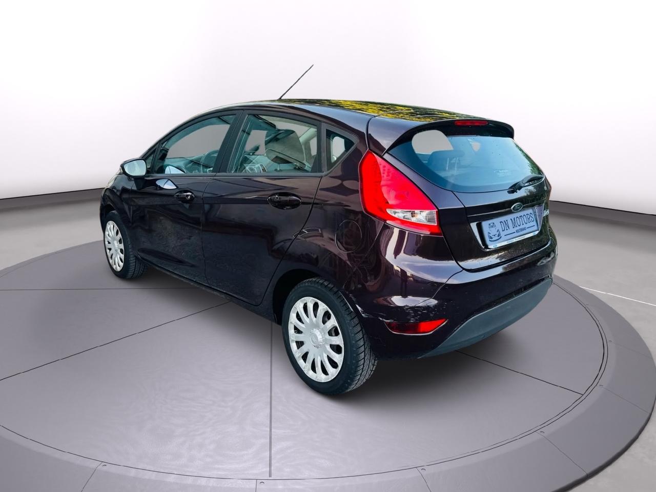 Ford Fiesta 1.2 benzina 2009 neo patentati
