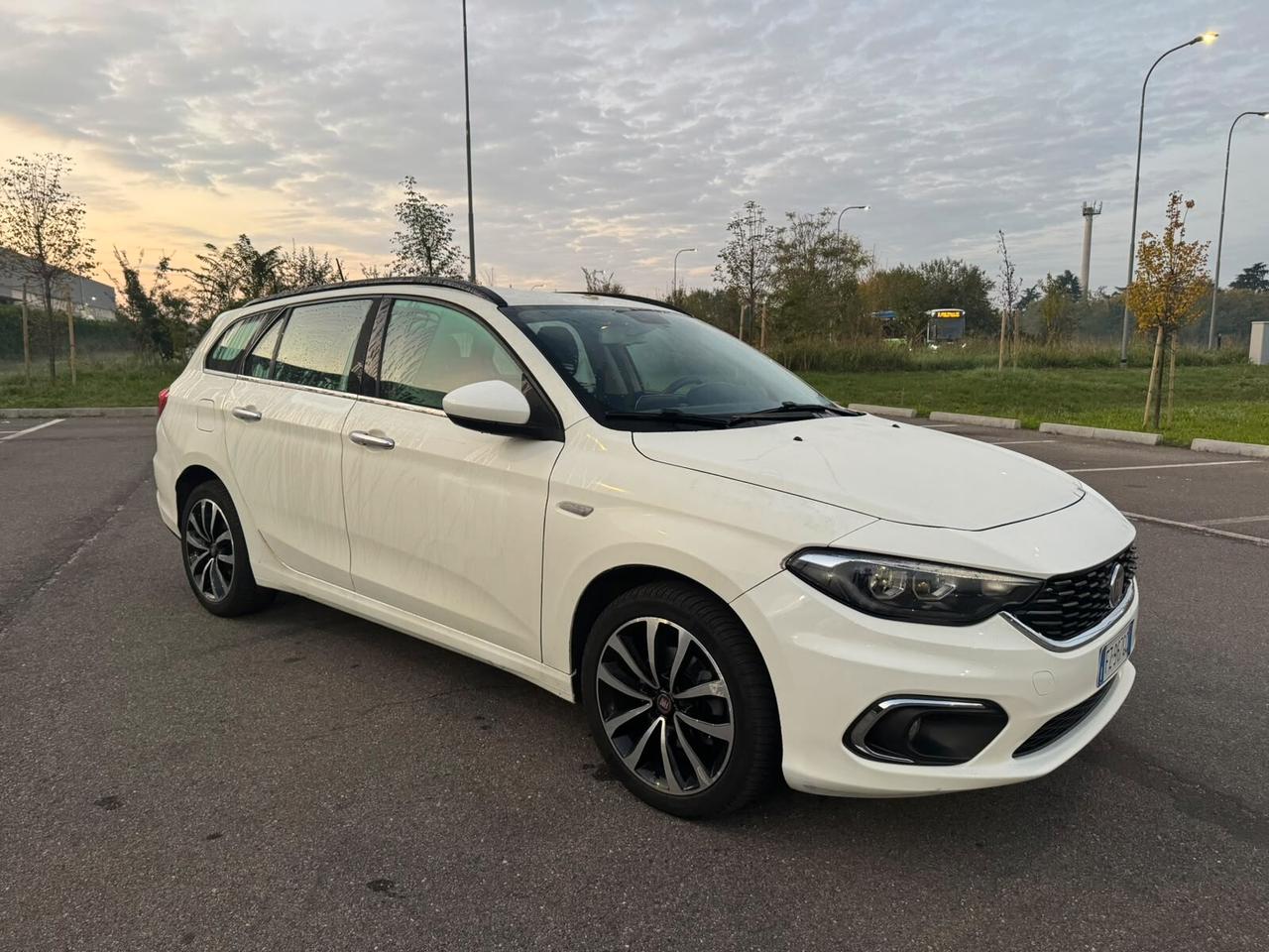 Fiat Tipo 1.6 Mjt S&S 5 porte Lounge