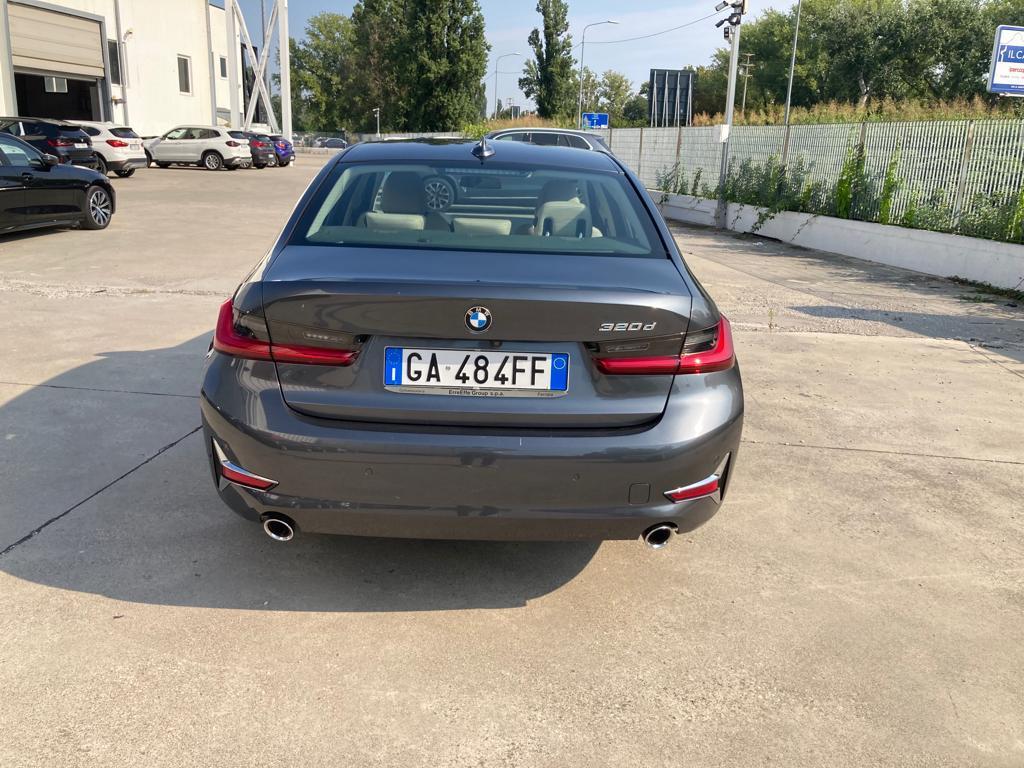 BMW Serie 3 Berlina 320 d Luxury