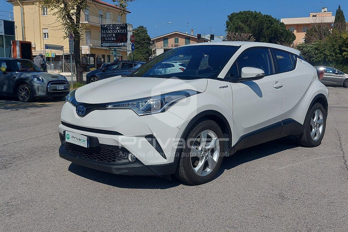 TOYOTA C-HR 1.8 Hybrid E-CVT Active