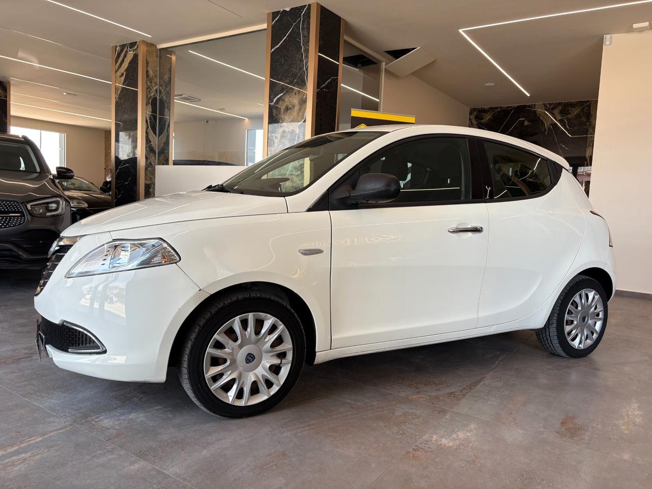Lancia Ypsilon 1.3 MJT 16V 95 CV 5 porte S&S Gold