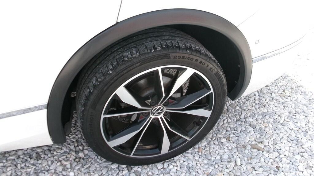 Volkswagen Tiguan 2.0 TDI SCR R Line 4Motion DSG