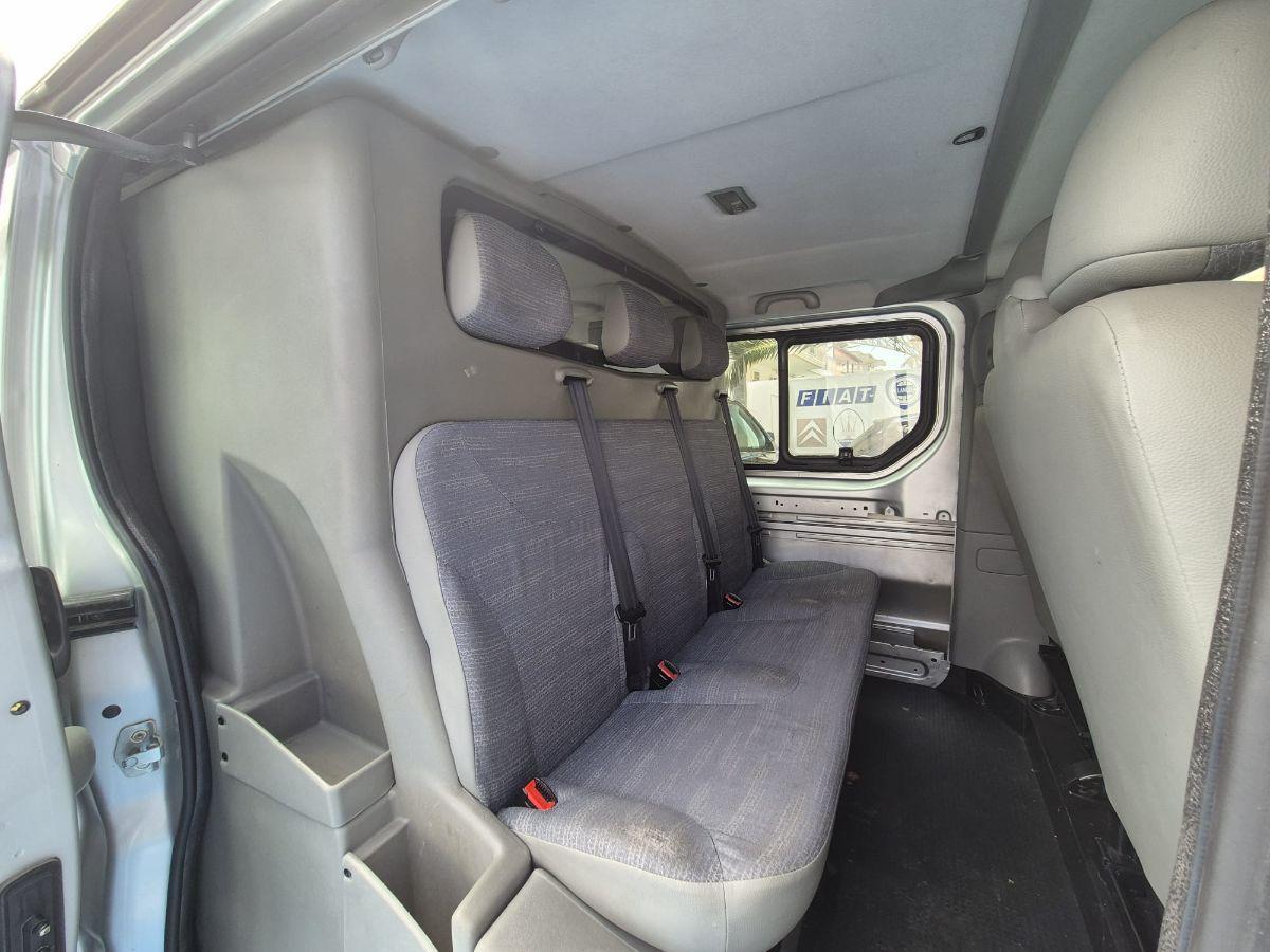 RENAULT - Trafic 2.0 diesel 6 posti