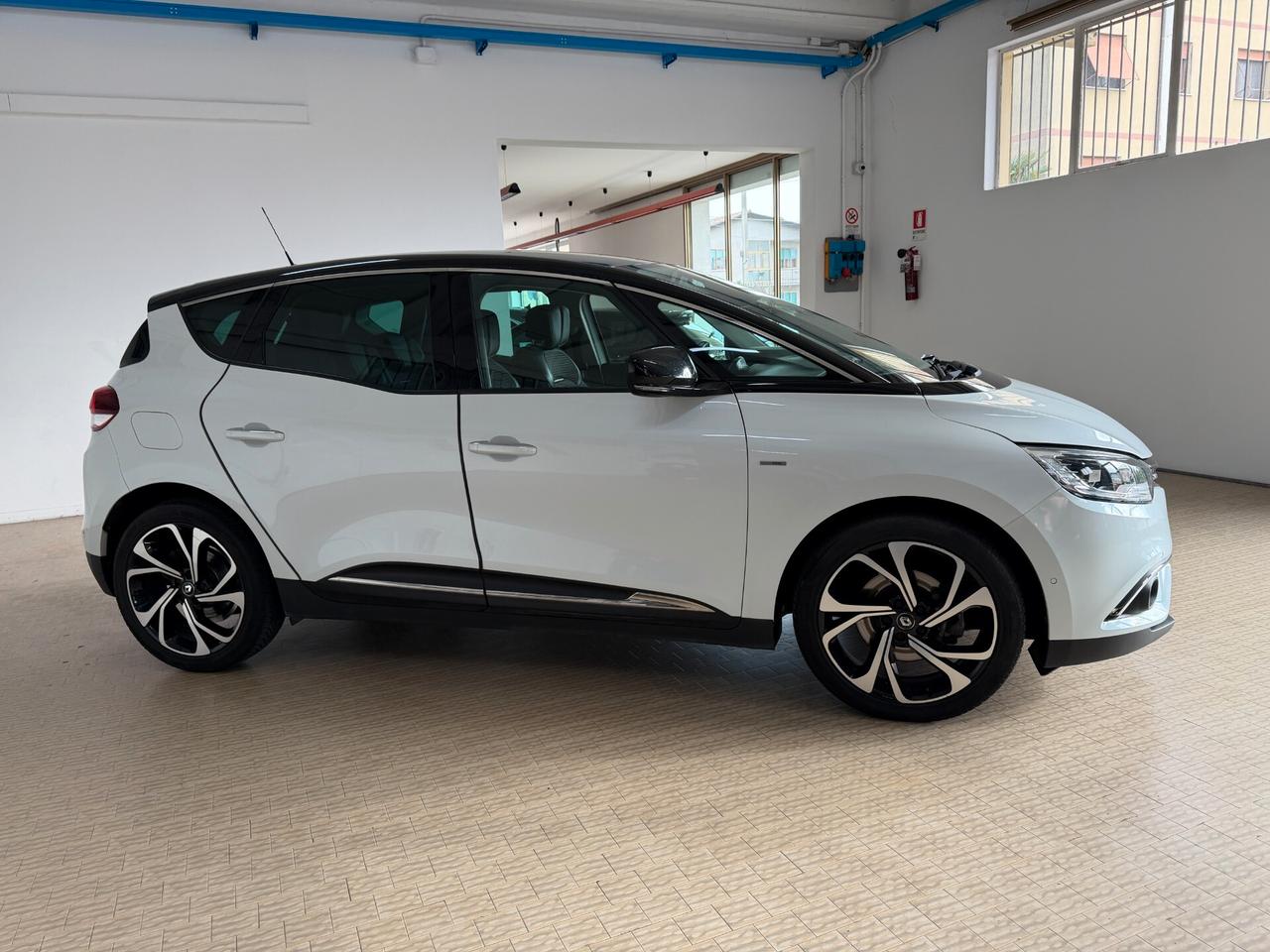Renault Scénic dCi 160 CV EDC Energy Bose Automatic