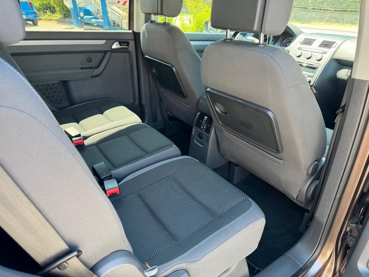 Volkswagen Touran Business 1.6 TDI Comfortline BMT