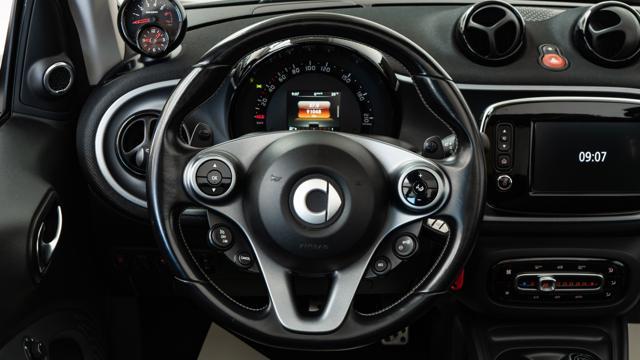SMART Brabus 0.9 Turbo cabrio UNIPRO