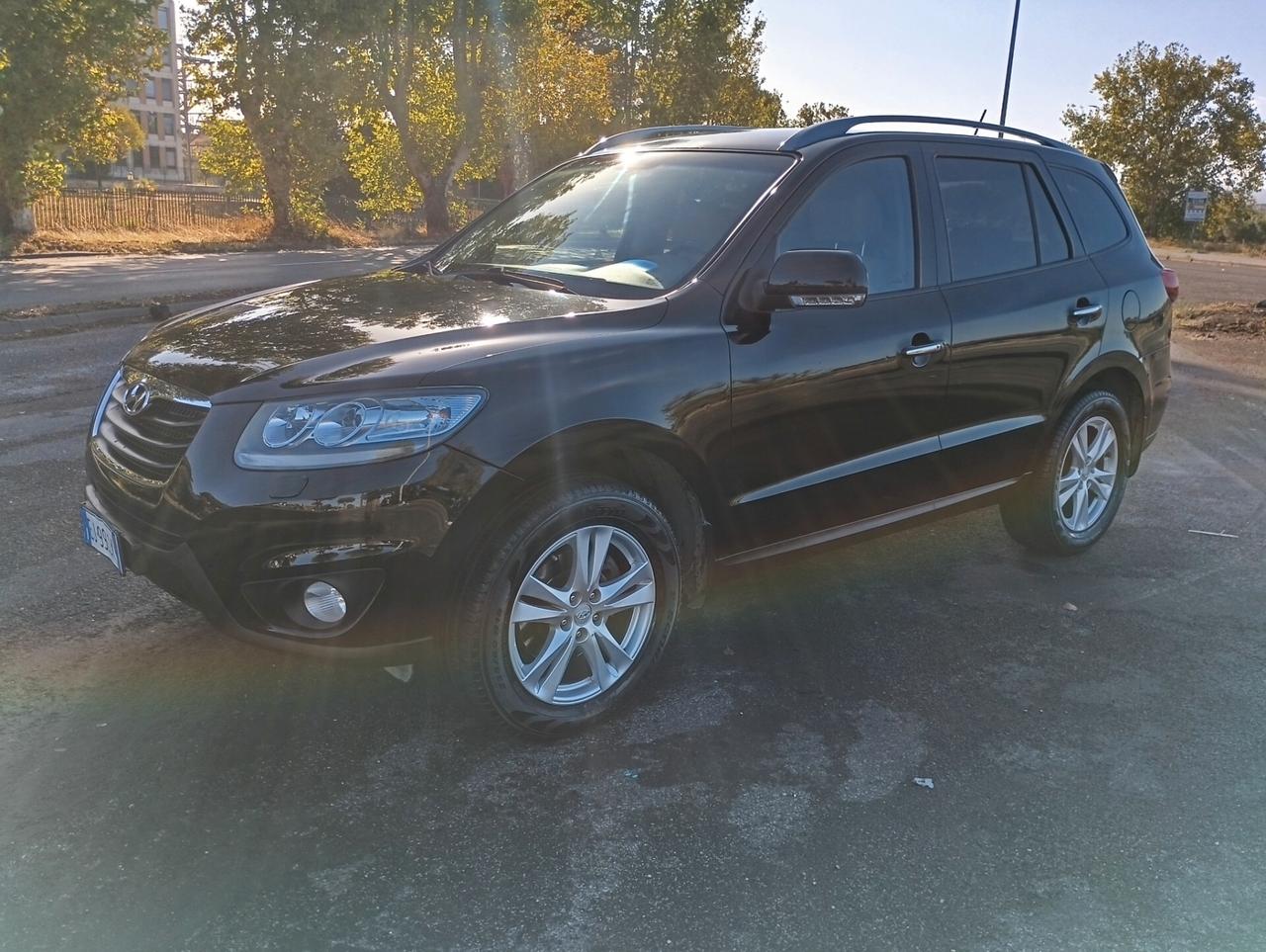 Hyundai Santa Fe 2.2 CRDi AUTOM 4X4 Style 7 POSTI