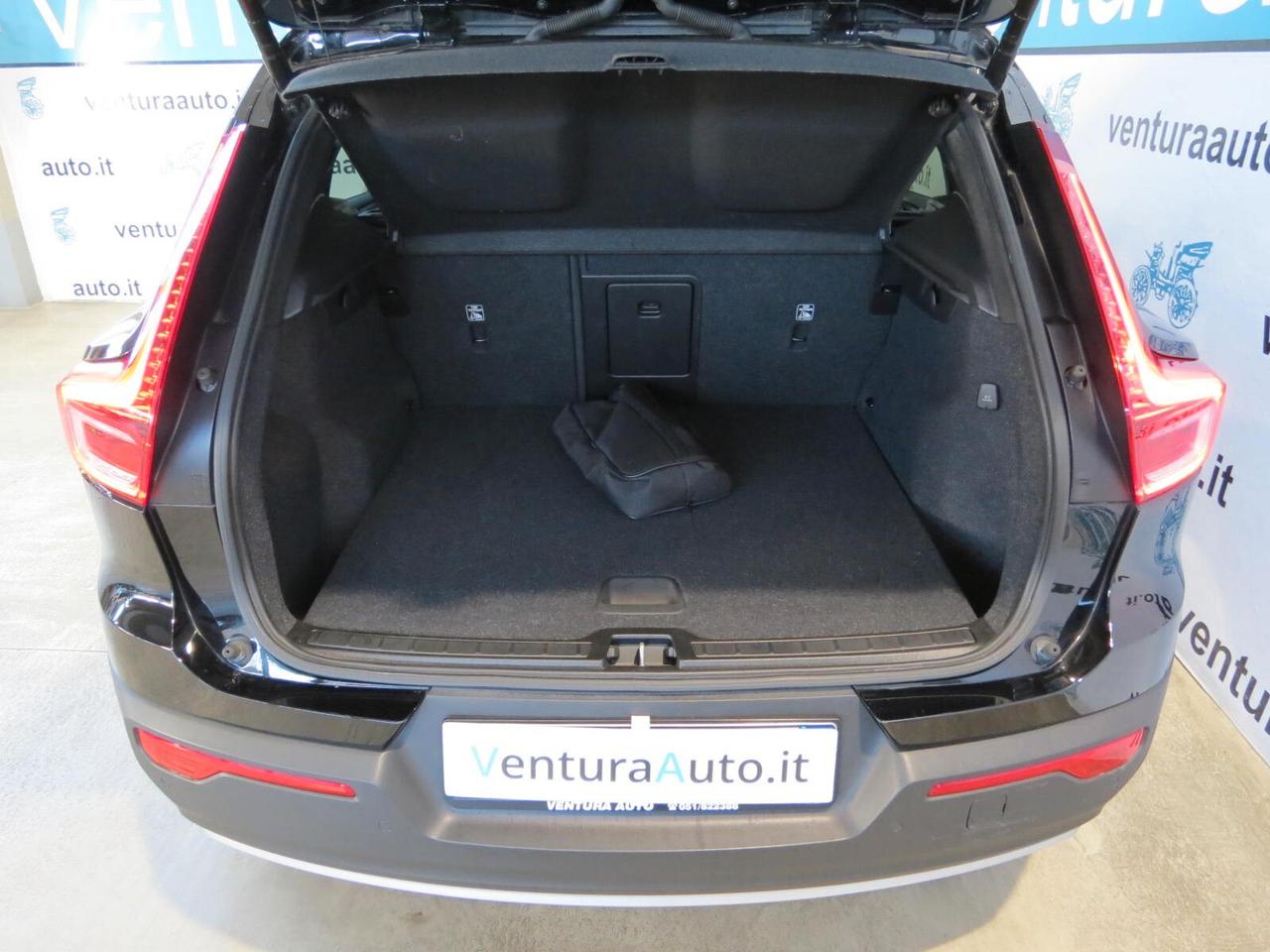 Volvo XC40 T3 Geartronic Momentum Pro