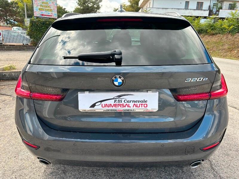 BMW Serie 3(G20/1-80/1) 320e Touring Business A...