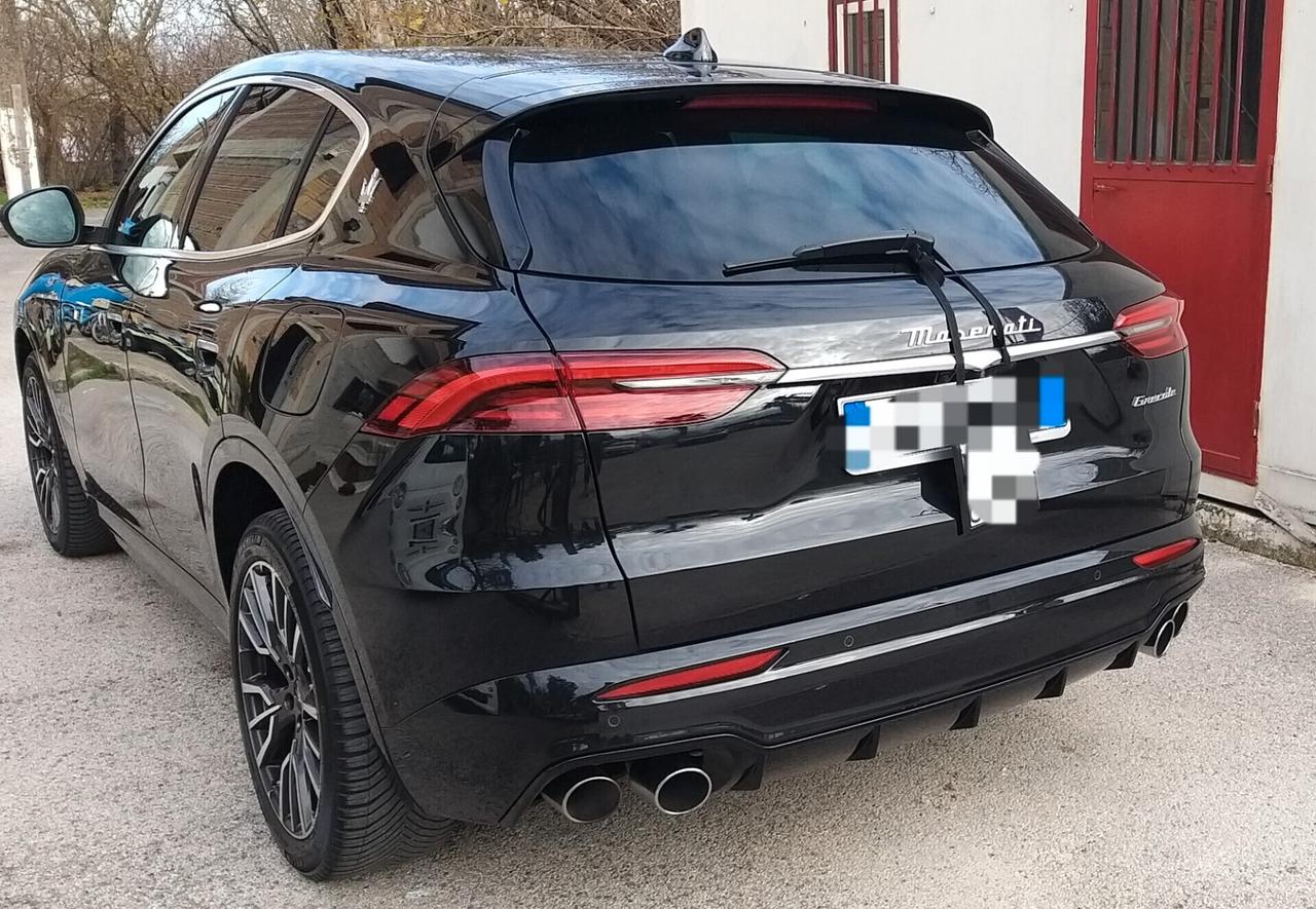 Maserati Grecale MHEV 300 CV AWD GT
