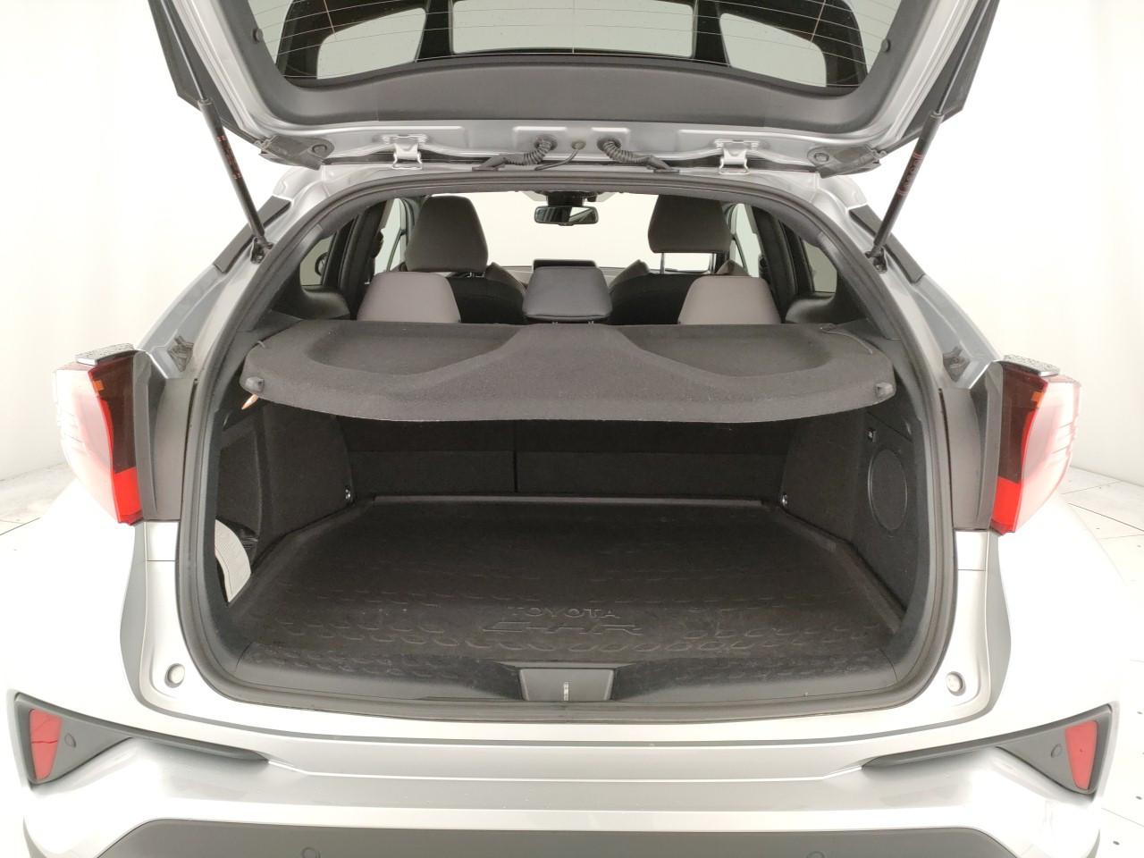 TOYOTA C-HR 1.8h Lounge e-cvt