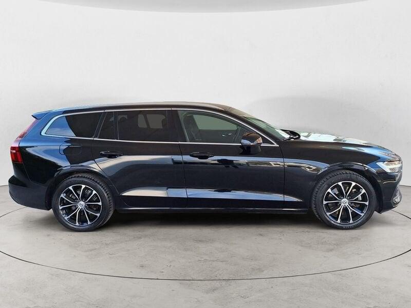 Volvo V60 B4 197+14 CV Automatica Mild Hybrid Diesel NAVI LED Momentum Business Pro