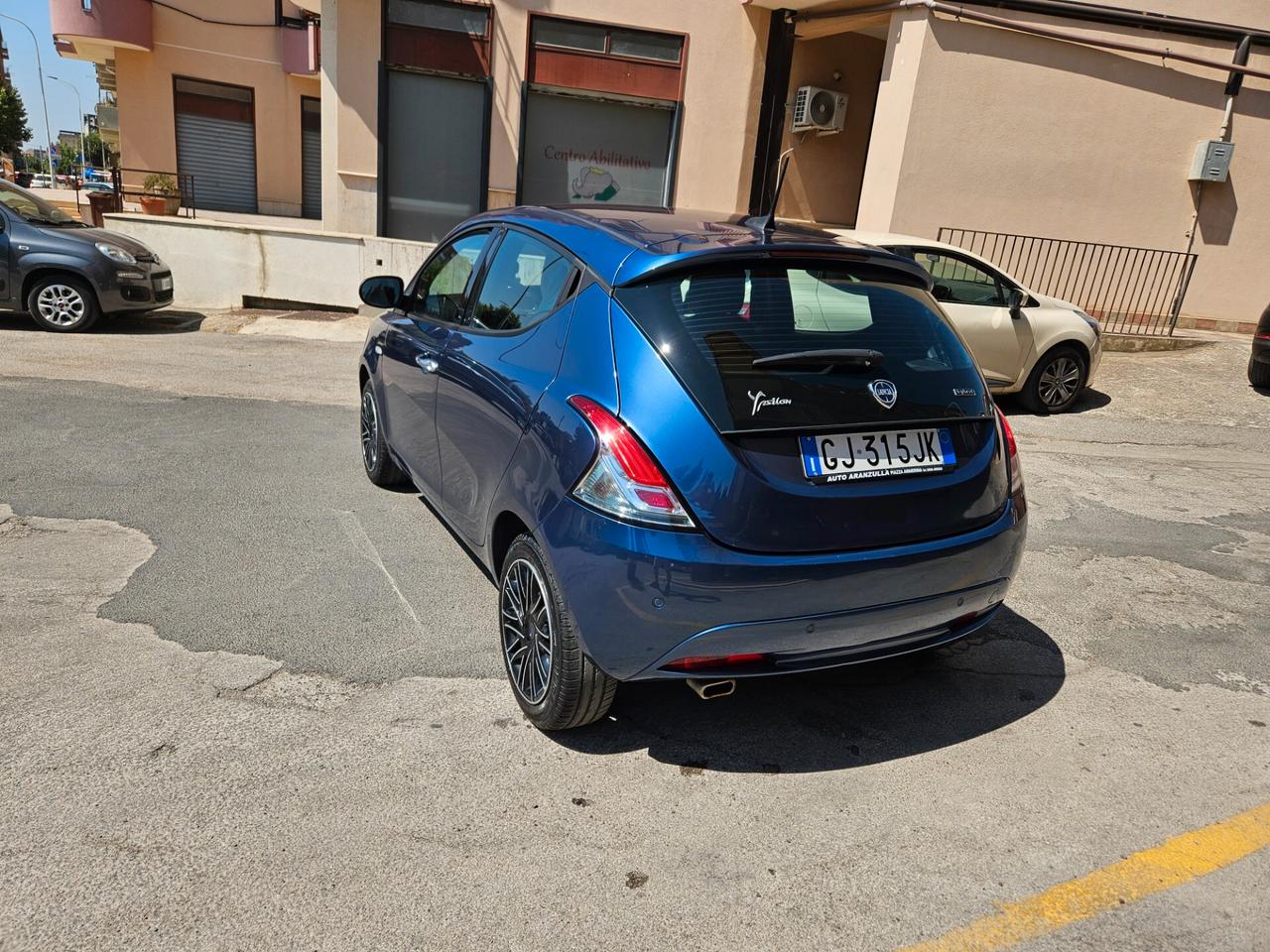 LANCIA YPSILON 1000 GOLD CHILOMERI CERTIFICATI
